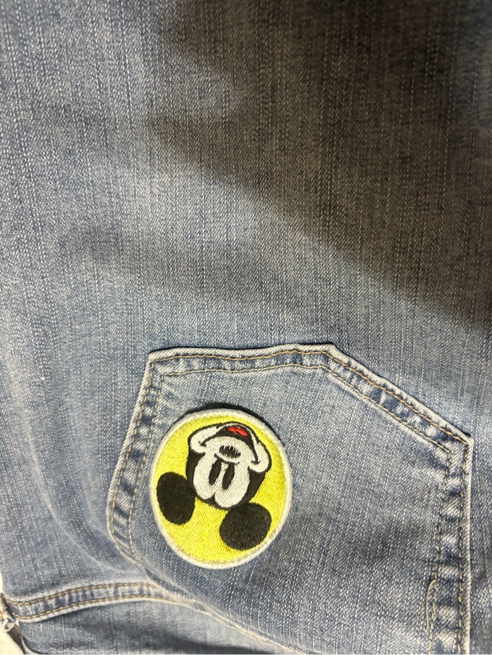 Disney Store Mickey Mouse Patch Distressed Blue Jeans 18R - Picture 10 of 13